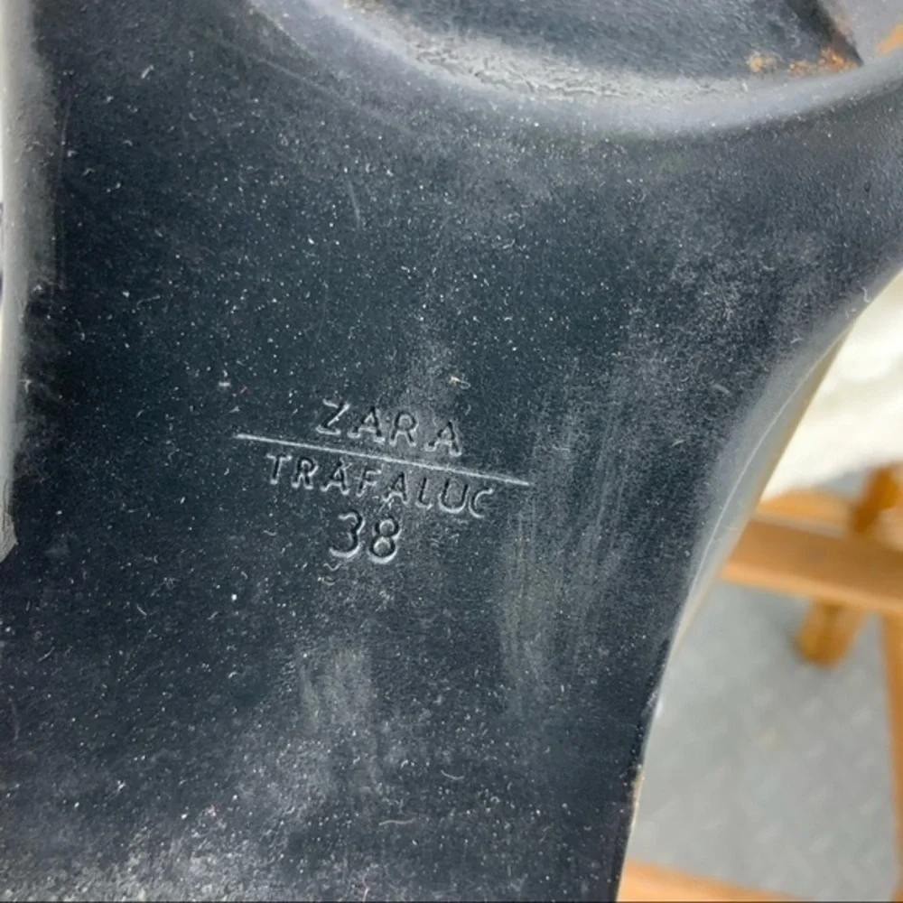 Zara Trafaluc Black ankle boot 8/38 - Picture 7 of 8